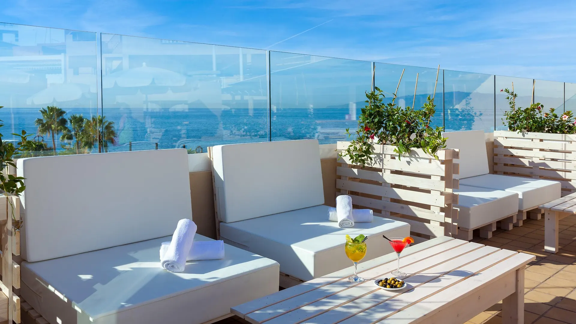 Aparthotel Los Dragos Del Sur Puerto de Santiago  Spain
