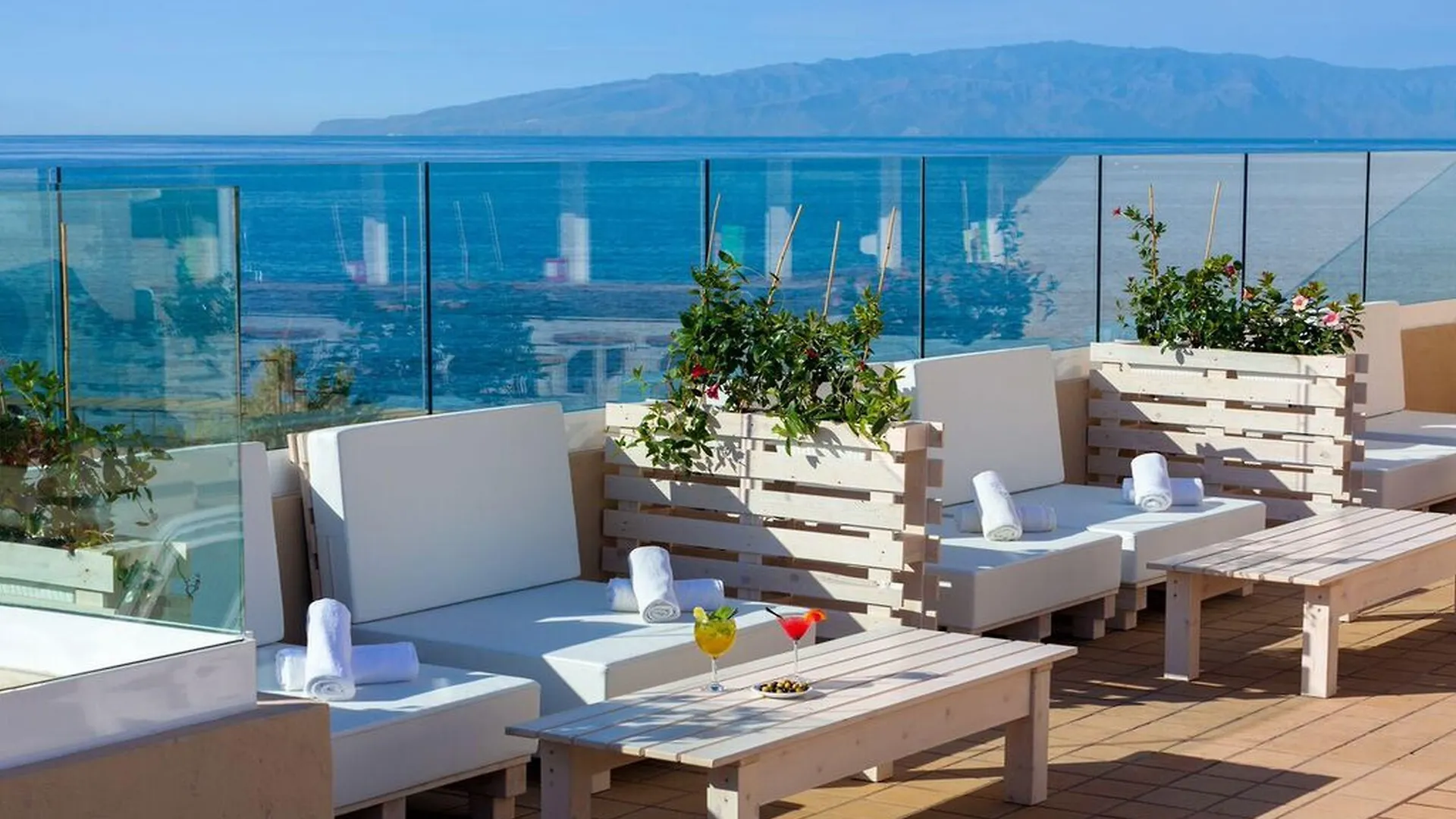 Aparthotel Los Dragos Del Sur location