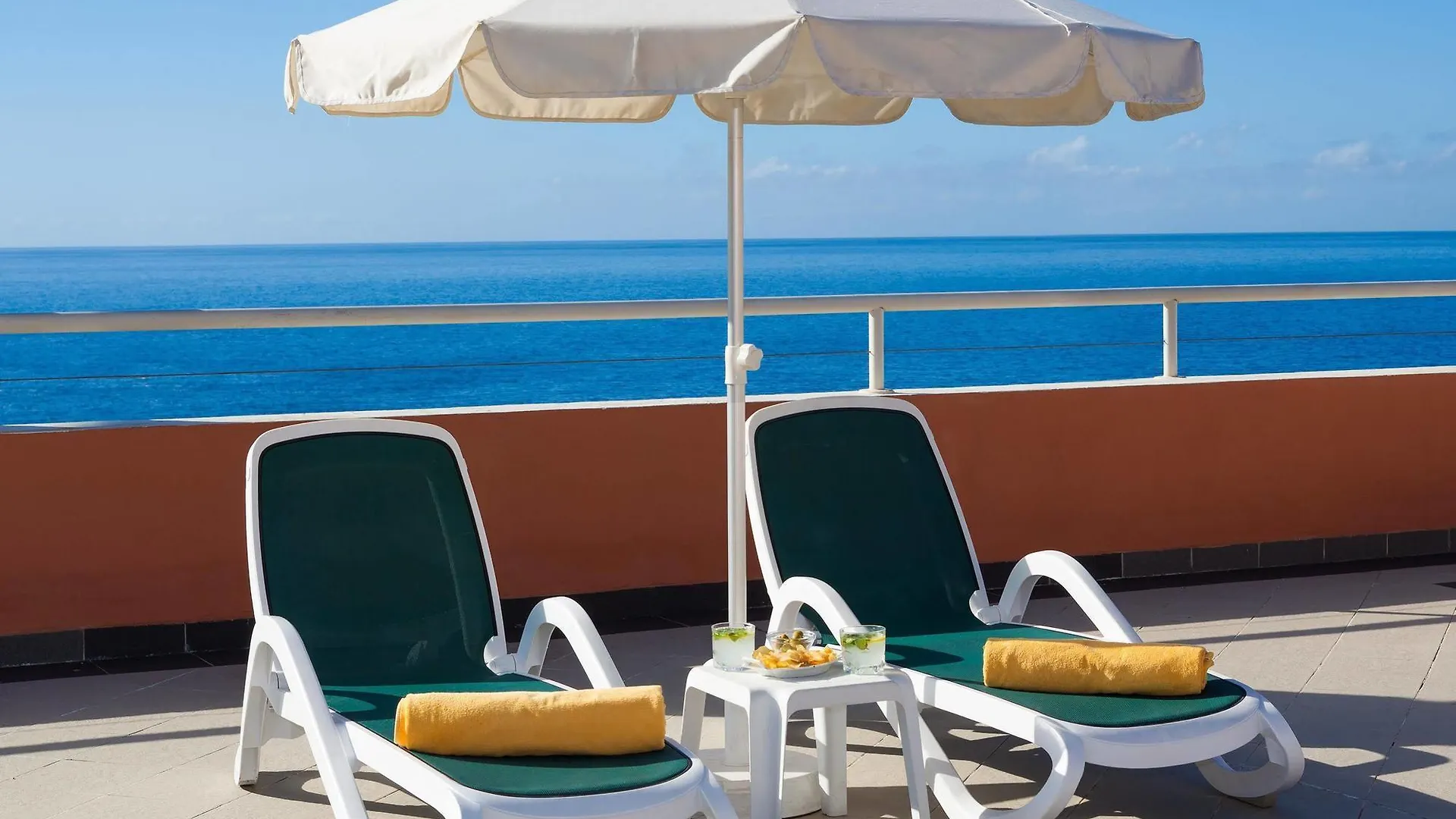 Aparthotel Los Dragos Del Sur Puerto de Santiago  Spain